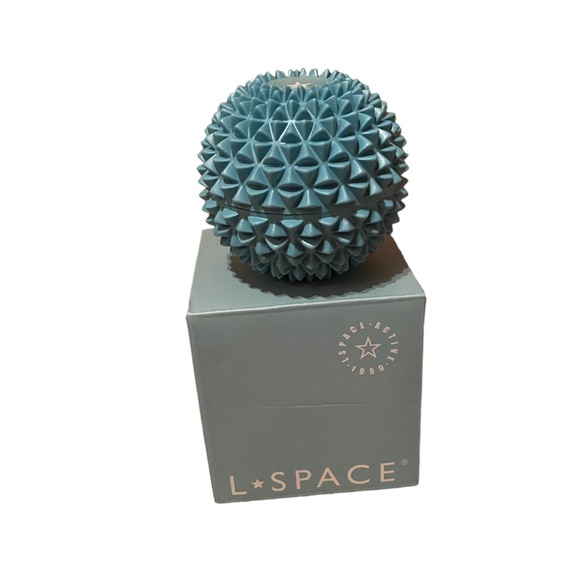 NWT L SPACE VIBRATING MASSAGE BALL TENSION RELIEF SMALL MUSCLES $42 NEW IN BOX - Picture 7 of 11